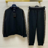 DV Autumn Winter Fashion Clothing Set with Embossed Hem for Men and Women, 2025 Round Neck Sports Se
