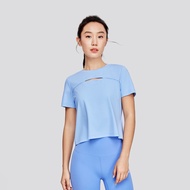 Skechers สเก็ตเชอร์ส เสื้อยืดแขนสั้น ผู้หญิง GODRI Yoga Short Sleeve Tee - P224W065