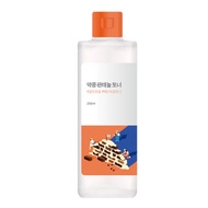 Round Lab Medicinal Bean Panthenol Toner 250ml [Shipping from Korea Guaranteed genuine product]