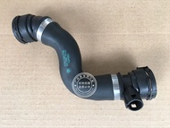 Aolo cửa hàng thích hợp cho BMW E60 E66 523 525 530 730 bể nước Ống Thoát Nước ống làm mát N52