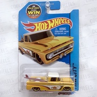 Hot Wheels 2015 Custom 62 Chevy - Yellow (Item have minor paint chips)