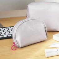 日本霜山 貝殼型旅行用洗漱化妝包/衛生棉收納袋