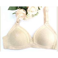 {A & J} 3008 Big B-C Cup No Steel Ring Strong Covering Power Breathable Not Stuffy No. 32~44 Wireles