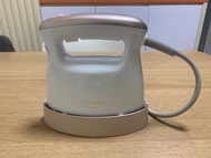 Panasonic 蒸氣熨斗 NI-FS470