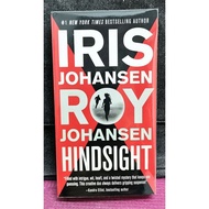 《ORIGINAL PRELOVED》Iris Johansen & Roy Johansen - HINDSIGHT : A Novel