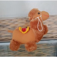 Camel doll by 2 Hajj jamaah size S (25cm)