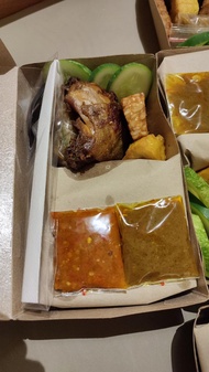 Nasi Box / Nasi Kotak Ayam Rempah Komplit (Goreng/Bakar)