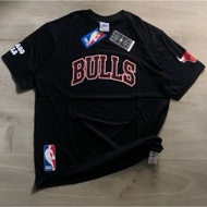 Chicago Bulls T-shirt Chicago Basketball T-shirt Men's Women's Distro Clothes