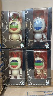 TVB 電視廣播有限公司 TV buddy 模型 全新  限量 絕版 TVB 40th Anniversary TV Buddy Figures Set