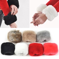 1Pair Faux Fur Wrist Cuffs for Wool Coat Jackets Women's Fashion Elastic Warm