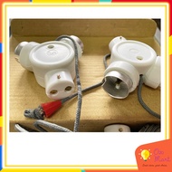 B22 Male to B22 Twin Female Y Adapter with Pulled String Switch black/white (random)