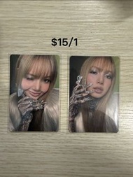 BLACKPINK  Lisa專輯小卡 （附贈卡套和贈品）