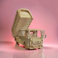 MINIATUR TRUK OLENG GIGA NMR 71 OLENG SKALA 14 BAHAN FULL KAYU CNC
