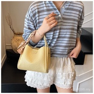 Simple Single Plain Version Hand Design 2025 Decoration Korean Bone Niche Snake Luxury Summer Should