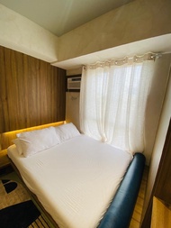 * * J2 Tranquil Tokyo Retreat