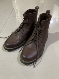 Sepatu Boots Kulit Lokal - Second (Bekas)