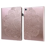 全城熱賣 - 適用於三星 Galaxy Tab A7 Lite 孔雀花壓紋平板皮套（金色）