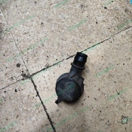 Wiper washer tank water tank cover removed Jeep cherokee XJ TOP