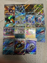 放日版 PTCG《深淵之眼》大禮包！雙大獎連 20+張閃卡對戰補件（捷拉奧拉SAR+沐淨SAR） 價錢： HK$ 1, 000（不議價）
