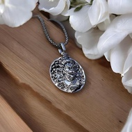 ROUND HANUMAN FACE PENDANT WITH SILVER COATED CHAIN