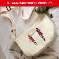 SHOYO HINATA AND TOBIO KAGEYAMA ANIME HAIKYUU EMBROIDERY(SULAM) BEIGE CANVAS ZIPPER CROSSBODY SHOULD