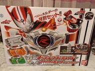 萬代日版假面騎士drive 馳騎 老司機dx腰帶 豪華版 全新未拆封東西如圖所示