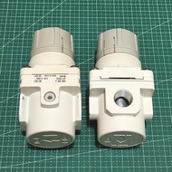 SMC AR30-03H-A Pneumatic Regulator