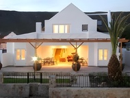 鸚鵡螺木屋 (Nautilus Cottage)