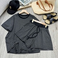 Big Size Women's Outfit Set Plaid T-shirt + Loose Shorts 50-92kg, Beautiful to Wear at Home and Goin