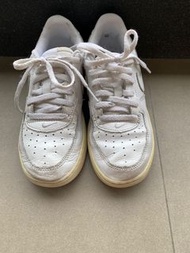 Nike Kids Air Force 1 Trainers/Sneakers Shoes (Size 32) 白色返學波鞋