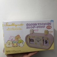 全新無開過正版，景品少見角落生物Sumikkogurashi 貓白熊公仔款時鐘可調日曆
