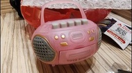 最新toys spirits 錄音機扭蛋 透明粉紅 連CD cassette帶