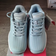 Lot Cyril Blue Shoes