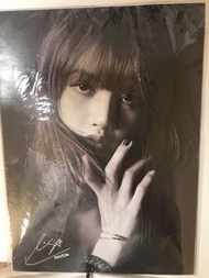 BLACKPINK Lisa 簽名海報