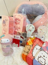 Sanrio My Melody 收納盒、頸枕、襪子、手機支架