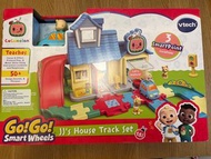 CoComelon™ 互動學習車系列 - JJ's 房屋軌道套裝