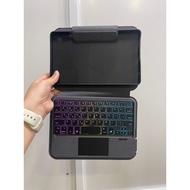BAO DA BÀN PHÍM Smart Keybroad Samsung Galaxy Tab A9 2023 / Tab A9 Plus có Touchpad giá đỡ đèn LED t