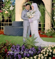 gaun pengantin muslimah dengan cape