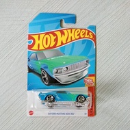 HOT WHEELS 69 FORD MUSTANG BOS 302