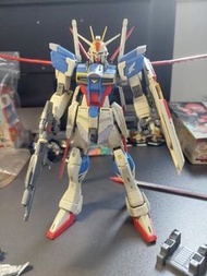 高達模型MG Impulse Gundam 脈衝高達
Gundam seed Destiny Freedom