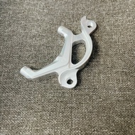 Bát ex135 sirius xài heo 4 pis 81 đĩa 260267mm