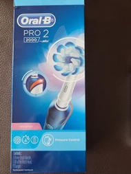 Oral B electric toothbrush