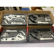 MVR1 Y15ZR/Y15 Rear Footrest Set