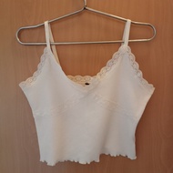H&M sleeveless lace top/ sleeveless top/ cream top/ lace top