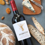 Montes Classic Merlot / Cabernet / Malbec / Chardonnay / Sauvignon Blanc 750ml