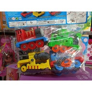 Model of 4 ASSEMBLE TRAIN removable TRAIN heads powered by flywheel 589-17D