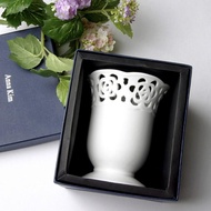 Ceramics | Anna Kim Flower Vase Ceramic Intricate Lace Saint James Flower Vase