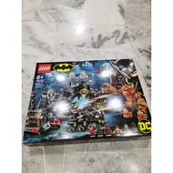 LEGO 76122 DC Comics Batcave Clayface Invasion