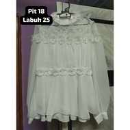 preloved women white blouse lace dolly korean style ruffle