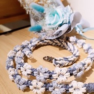 可調/全花固定長度雙色花花手機掛繩背帶-莫蘭迪藍+淺灰+天然白